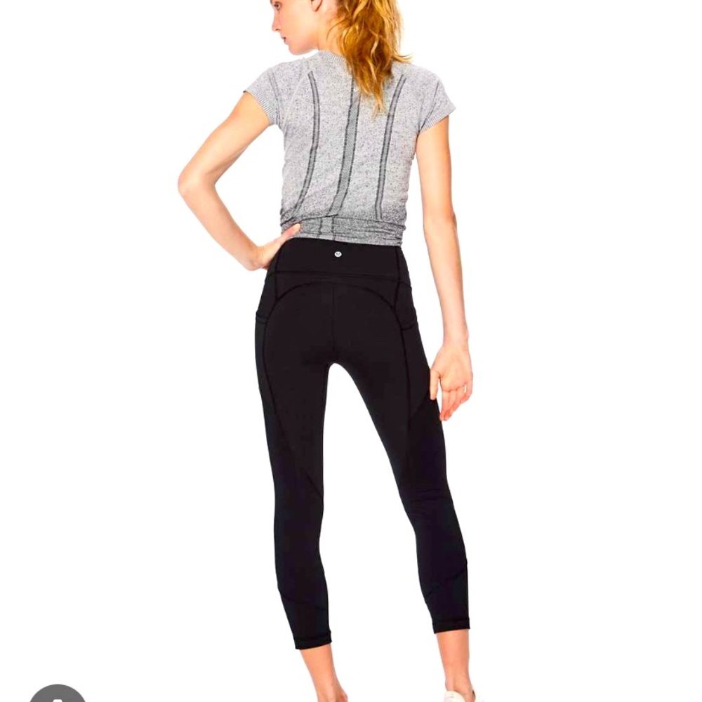Lululemon crop